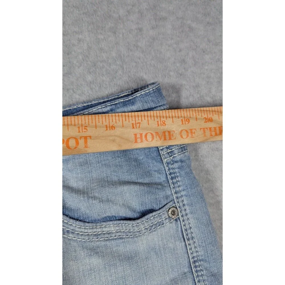 BKE Men‎ Jeans 36x29 Tyler Straight Whiskering Light Wash Cotton Zip Fly